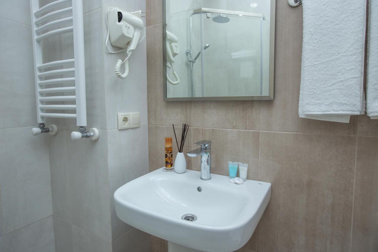 History Hotel Tbilisi Luaran gambar