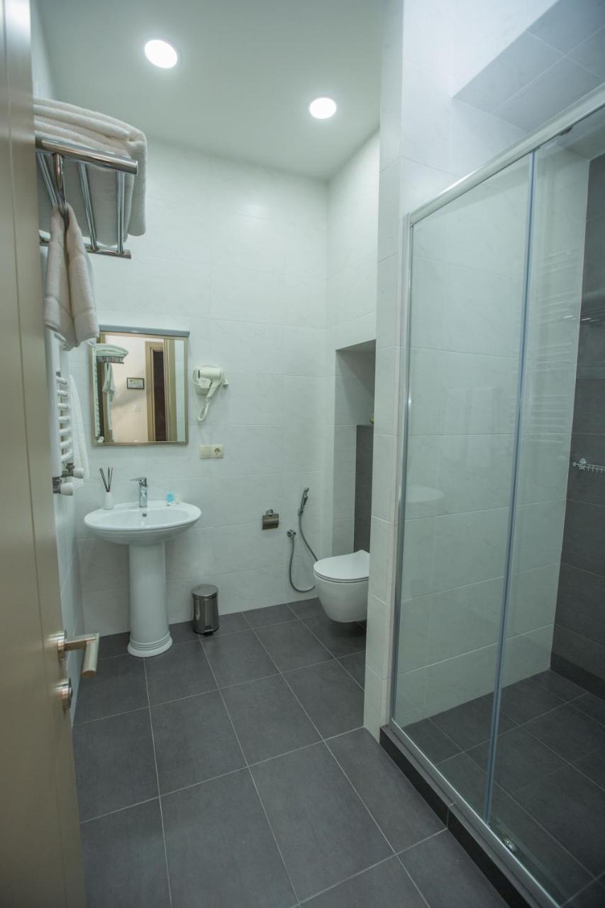 History Hotel Tbilisi Luaran gambar